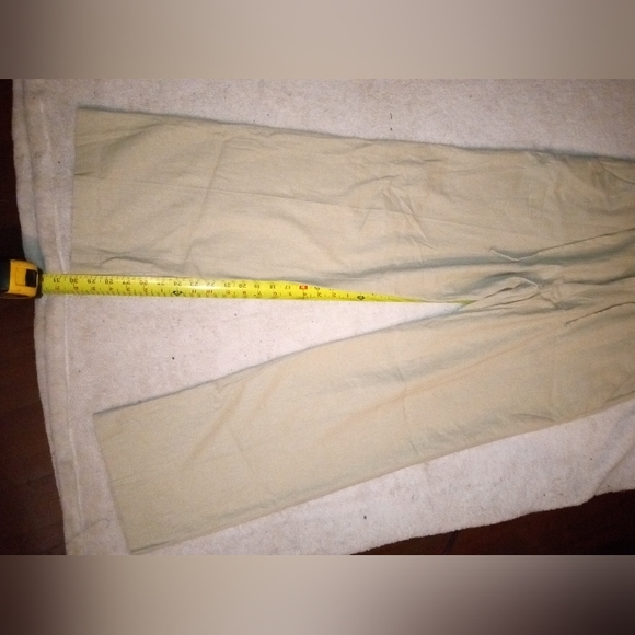 "STEVE HARVEY" LINEN, KHAKI'S, PLEATED SLACKS - Picture 2 of 13